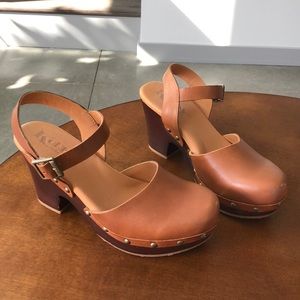 Kork-Ease Brown Leather Clogs